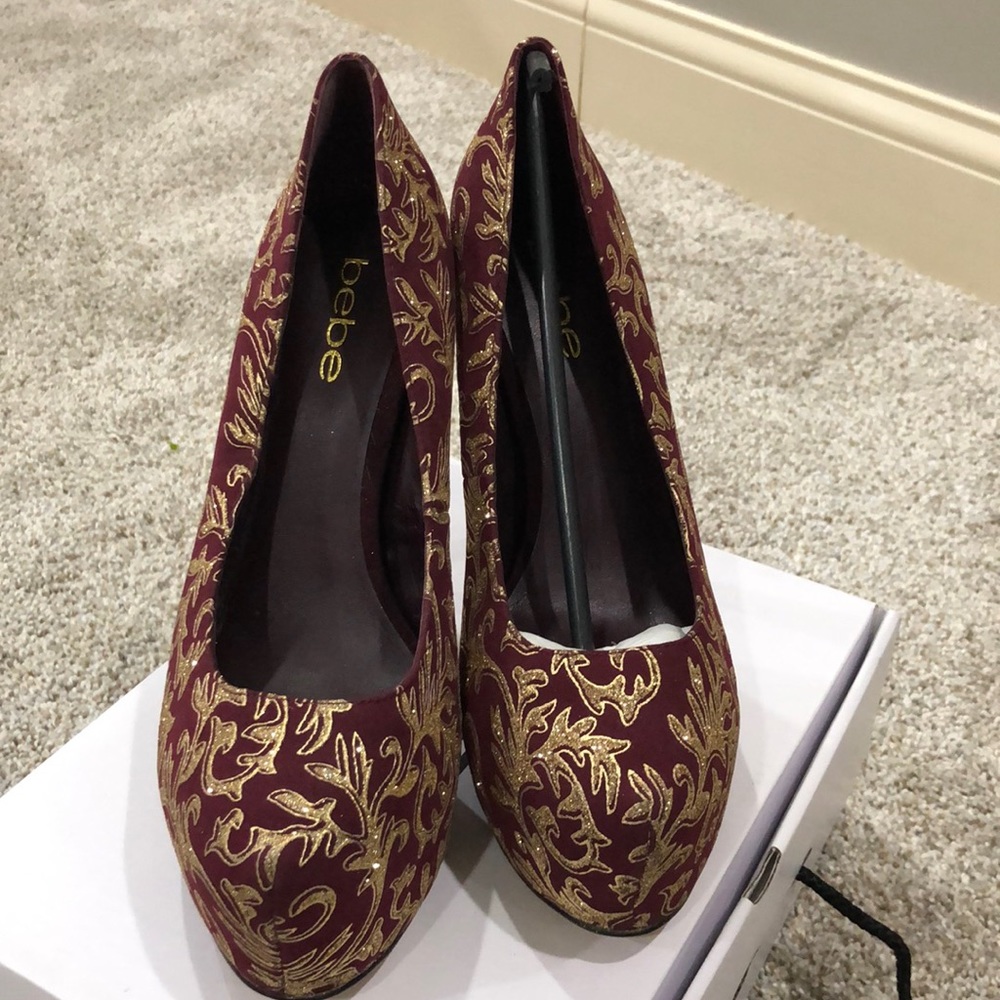 Brand New Bebe Burgundy and Gold Heels
